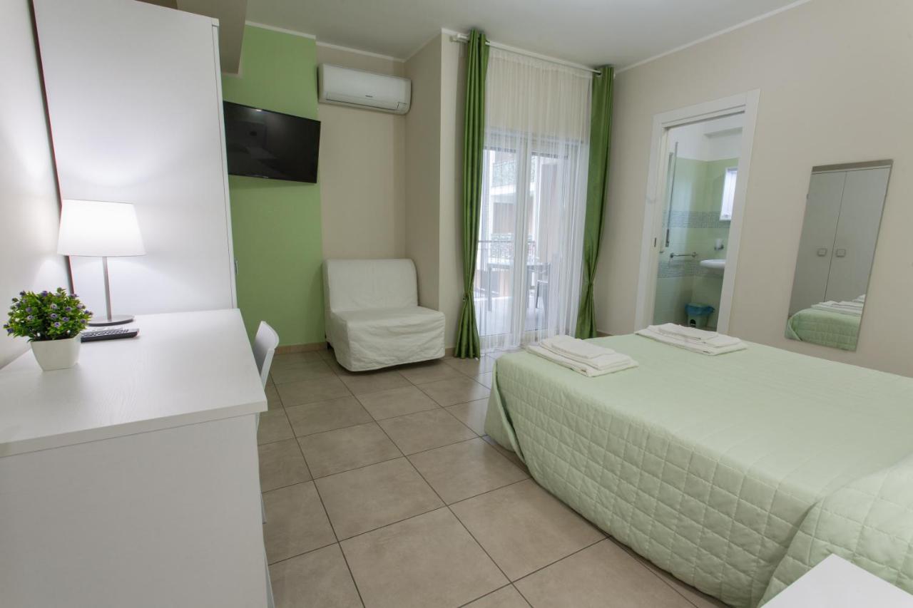 Bed and Breakfast I Granai Mesyna Zewnętrze zdjęcie
